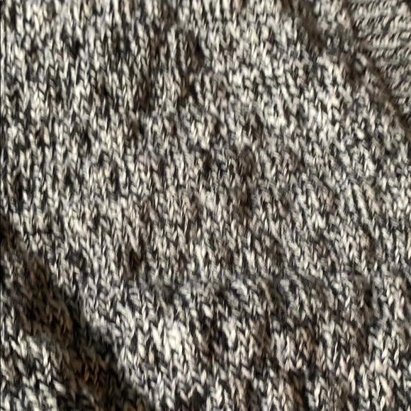 Hooded sweater. H&M. Worn once. - Picture 3 of 5